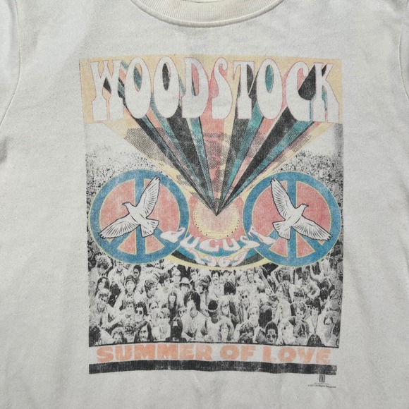 Woodstock Summer of Love 1969 Graphic Sweatshirt Cream Off-White Pullover - Picture 2 of 13